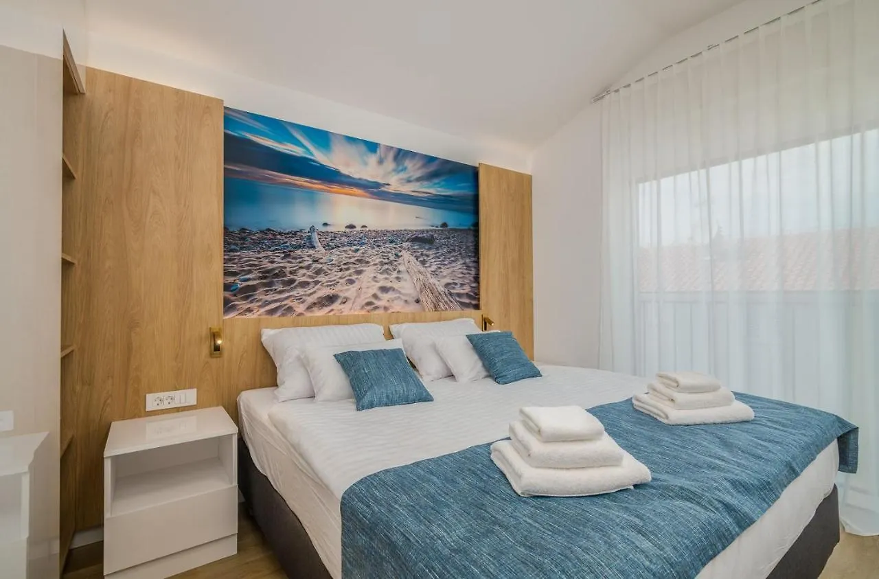 Apartment Marko Malinska 0*,  Croatia