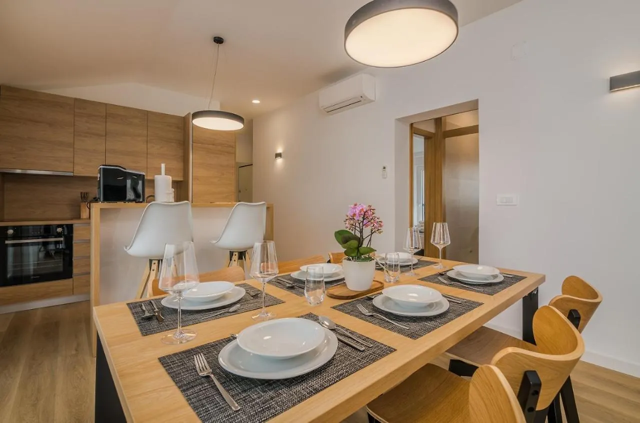 Apartment Marko Malinska Guest house