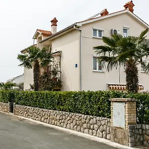 Apartmani Cvelic Affittacamere